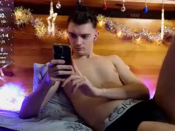 Latte_Boy December 19, 2024 Chaturbate stream image