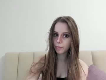 Hellybieber December 19, 2024 Chaturbate stream image