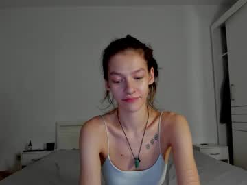 Noemiandress December 19, 2024 Chaturbate stream image