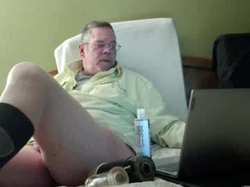 Eyeswideshut63 stream photo from December 19, 2024