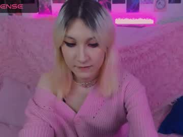 Robin_Khelles stream photo from December 19, 2024