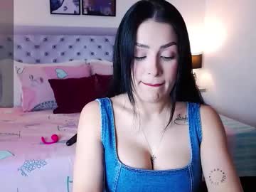 Saramia69 December 19, 2024 Chaturbate stream image