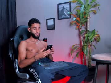 Stevenvelezz December 19, 2024 Chaturbate stream image