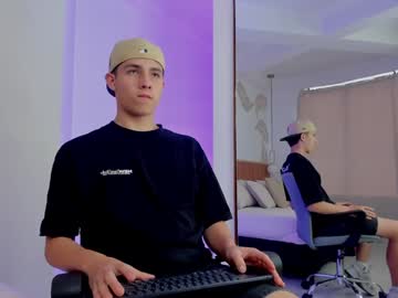 Theohawke_ December 19, 2024 Chaturbate stream image