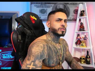 Logan_Hugh8 December 19, 2024 Chaturbate stream image