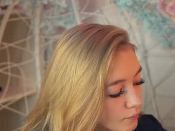Moiragrise December 19, 2024 Chaturbate stream image