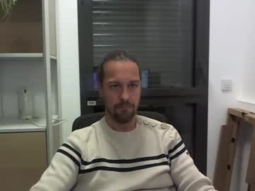 Moi9876543210 December 19, 2024 Chaturbate stream image