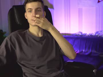Kevin_Dickinson December 19, 2024 Chaturbate stream image