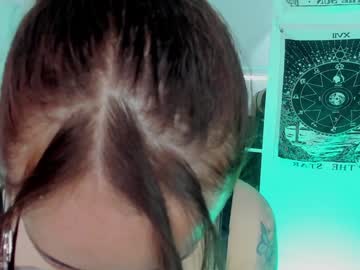 Carolinaat December 19, 2024 Chaturbate stream image