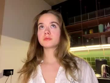 Roxystar17 December 19, 2024 Chaturbate stream image