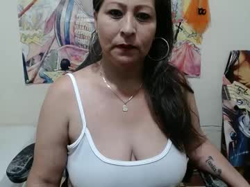 Evangelinhotxxx33 stream photo from December 19, 2024