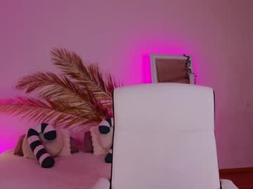 Mol1y_Kitten December 19, 2024 Chaturbate stream image