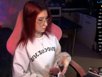 Yngmilf_ December 19, 2024 Chaturbate stream image