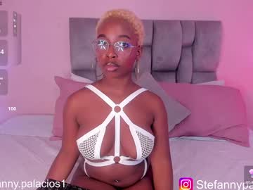 Kimberlylenox stream photo from December 19, 2024
