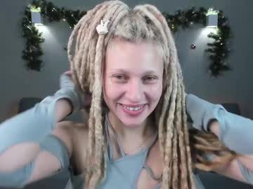 Courtneyroberts December 19, 2024 Chaturbate stream image
