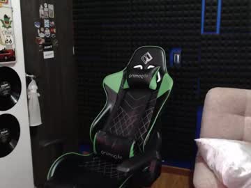 Curly_Angel24 December 19, 2024 Chaturbate stream image