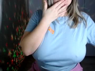 Royalboobs December 19, 2024 Chaturbate stream image