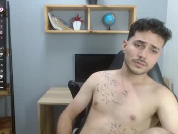 Adriantrunk December 20, 2024 Chaturbate stream image