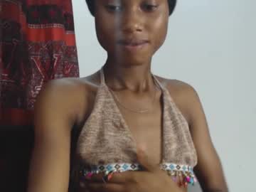 Choco_Petitqueen December 20, 2024 Chaturbate stream image