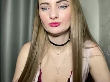 Viola_1 stream photo from December 20, 2024