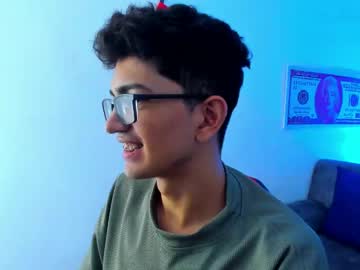 Tylerwhiite_ December 20, 2024 Chaturbate stream image