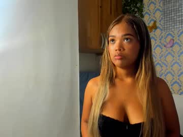 Kiara_Sofia00 December 20, 2024 Chaturbate stream image