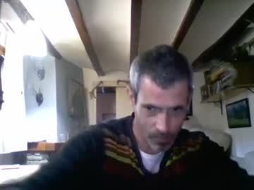 Bernichaoss77 December 20, 2024 Chaturbate stream image