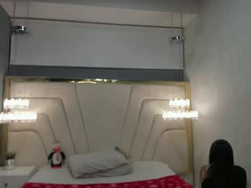 Abril_Hills_ December 20, 2024 Chaturbate stream image