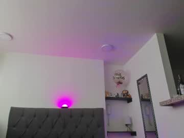 Adhhaaraaa_ December 20, 2024 Chaturbate stream image