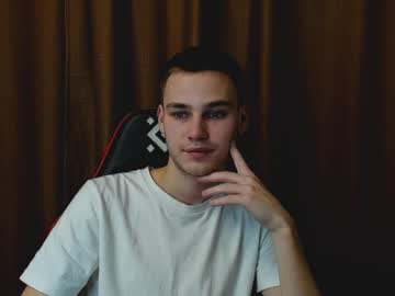 Robert10211 December 20, 2024 Chaturbate stream image