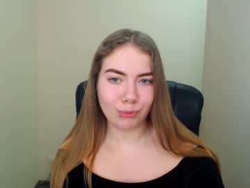 Zoey_Deuttch stream photo from December 20, 2024