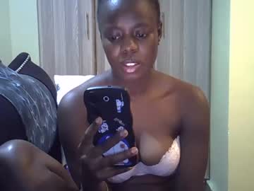 Cashylov2 December 20, 2024 Chaturbate stream image