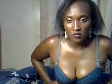 Prettysesi stream photo from December 20, 2024