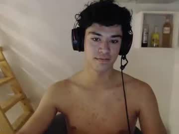 Niklash03 December 20, 2024 Chaturbate stream image