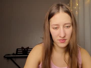 Adellqueen December 20, 2024 Chaturbate stream image