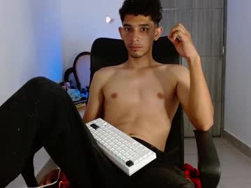 Adan_Zz December 21, 2024 Chaturbate stream image