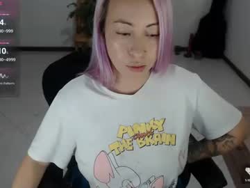 Charlottezoe1 stream photo from December 21, 2024