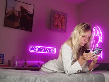 Redcutevi December 21, 2024 Chaturbate stream image