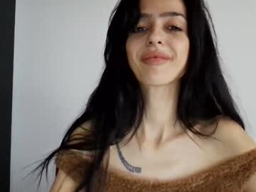 Siliconetits_Brunette December 21, 2024 Chaturbate stream image