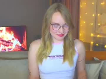Aurora_Golden December 21, 2024 Chaturbate stream image