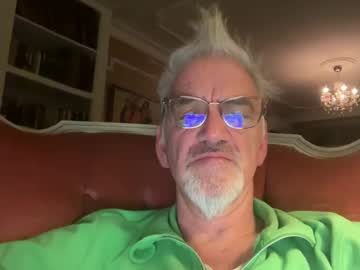 Jewlronny stream photo from December 21, 2024