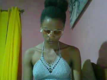 Juliexexy December 21, 2024 Chaturbate stream image