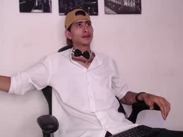 Maxbecford December 21, 2024 Chaturbate stream image