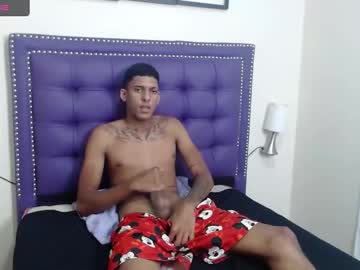 Jasonluvv_Bbc stream photo from December 21, 2024