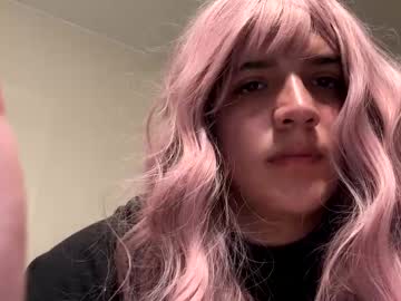 Isaakemilio20 December 22, 2024 Chaturbate stream image