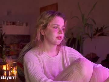 Alienslayerrr December 22, 2024 Chaturbate stream image