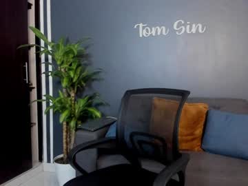 Tom_Sin_ stream photo from December 22, 2024