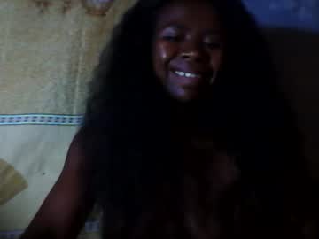 Melanih December 22, 2024 Chaturbate stream image