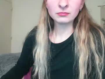 Ruslanaflower December 22, 2024 Chaturbate stream image