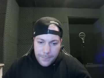 Guenz21 December 22, 2024 Chaturbate stream image